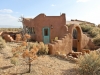 couchsurfin-earthship-8